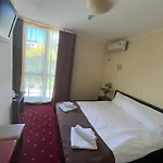 Felix Hotel 3*