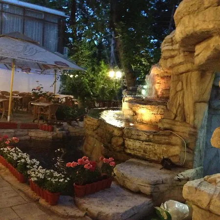 Felix אפורי נורד